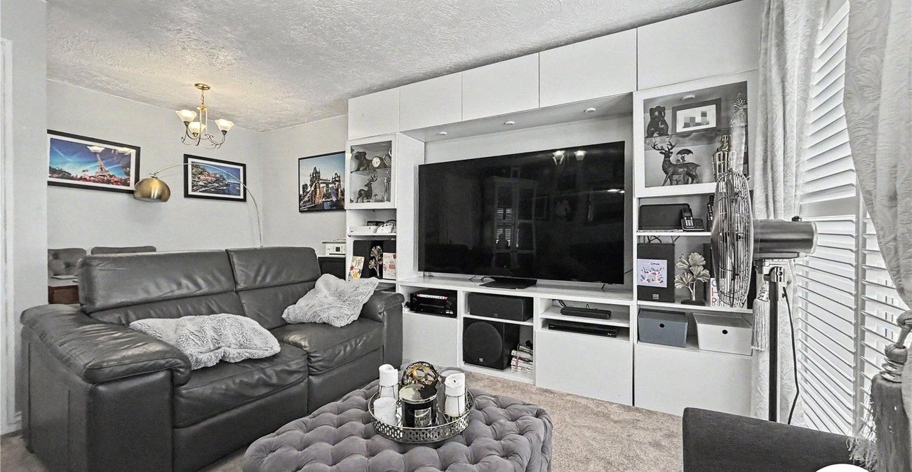 4 bedroom property for sale in Chatham | Robinson Michael & Jackson