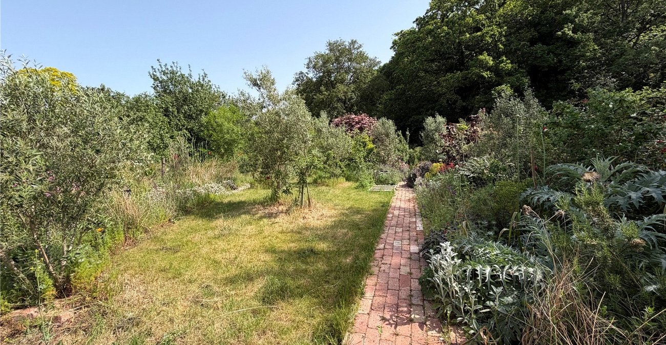 3 bedroom house for sale in Abbey Wood | Robinson Jackson