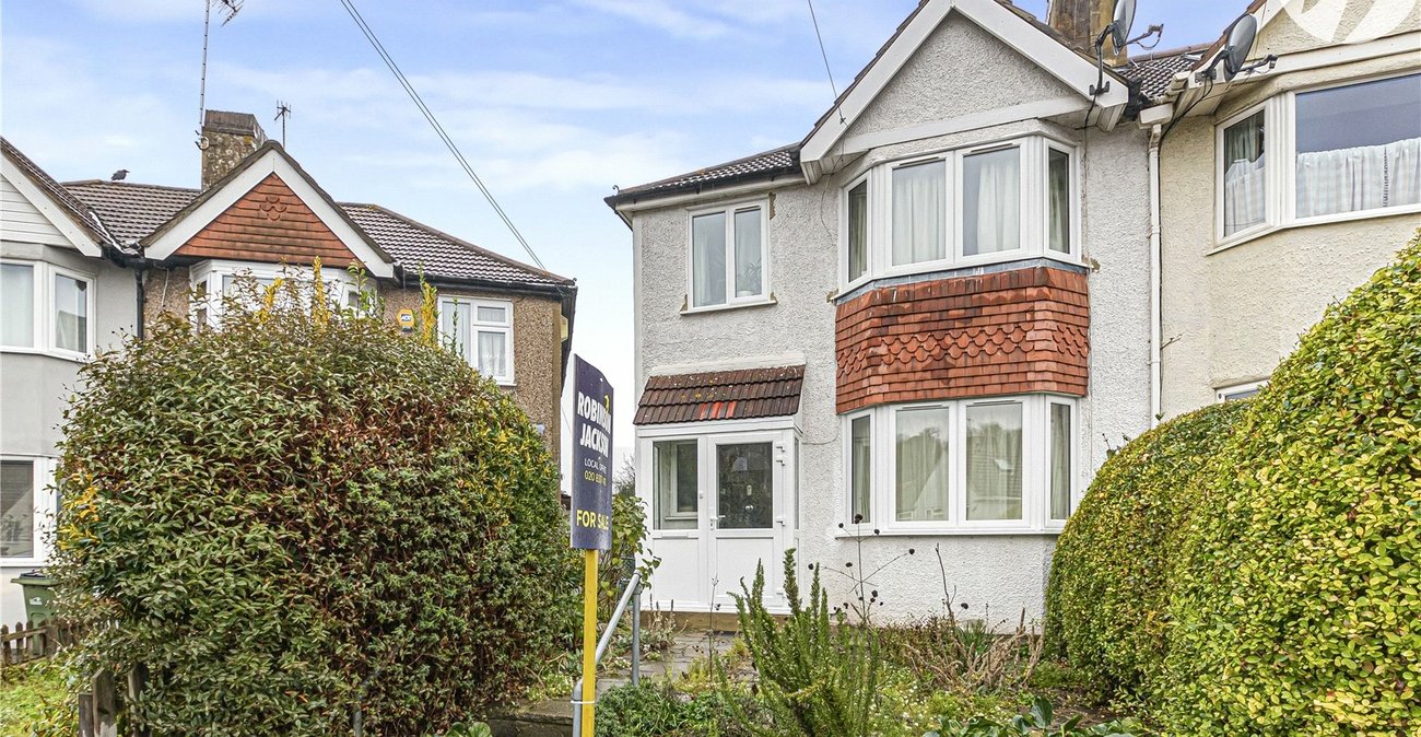 3 bedroom house for sale in Abbey Wood | Robinson Jackson