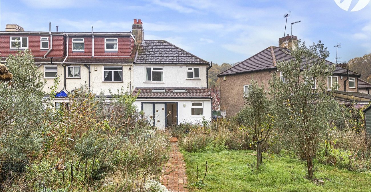 3 bedroom house for sale in Abbey Wood | Robinson Jackson