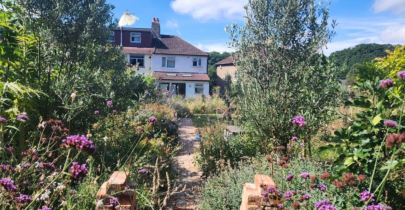 3 bedroom house for sale in Abbey Wood | Robinson Jackson