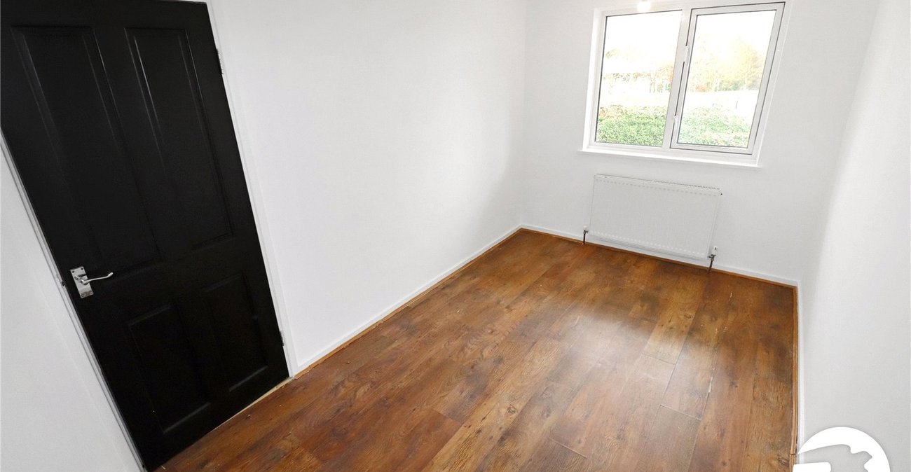 2 bedroom property for sale in Belvedere | Robinson Jackson