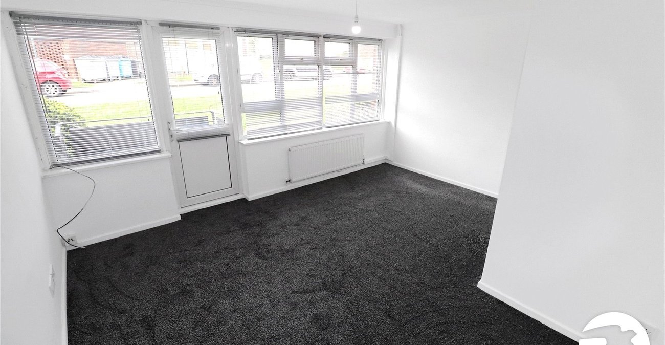 2 bedroom property for sale in Belvedere | Robinson Jackson