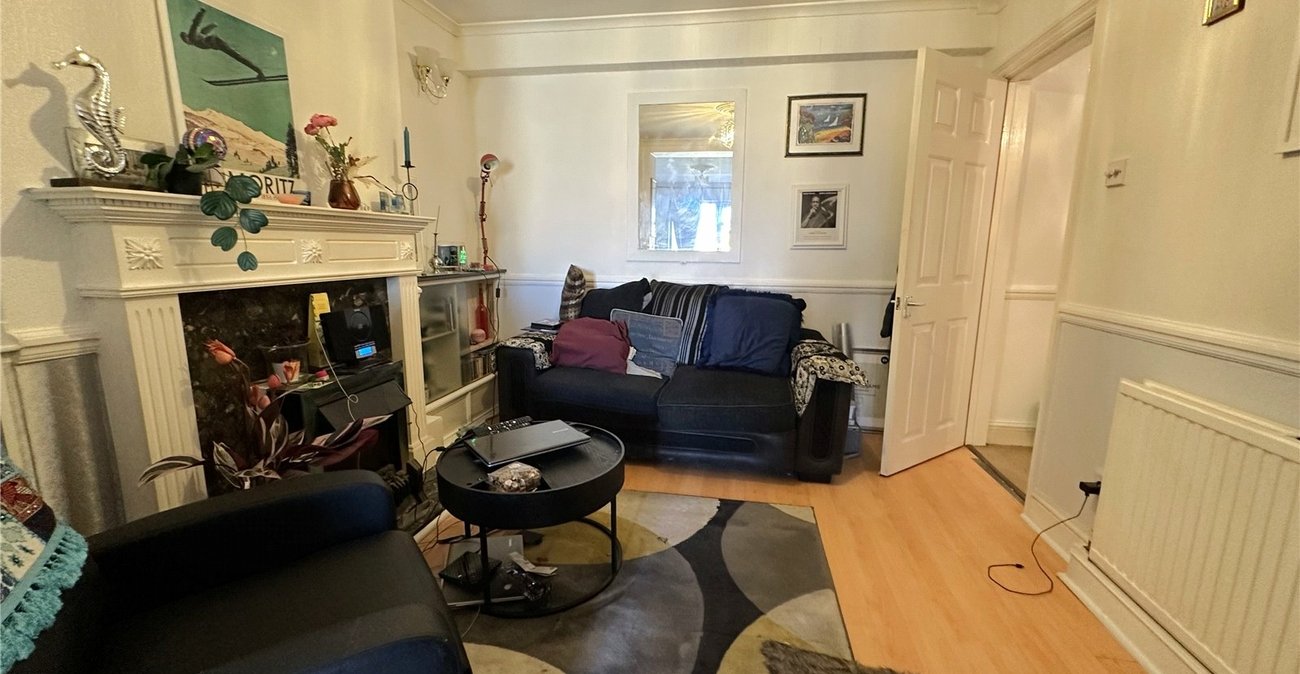 2 bedroom property for sale in Catford | Robinson Jackson