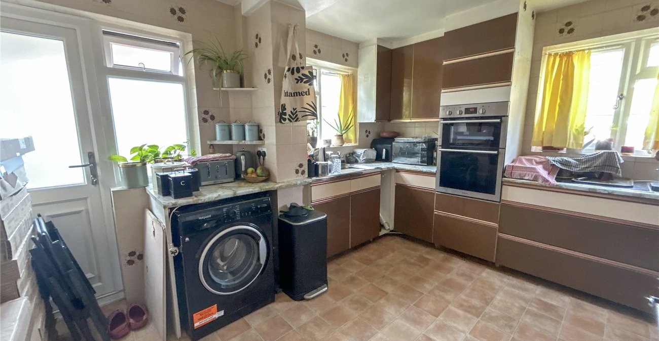 3 bedroom house for sale in Sidcup | Robinson Jackson