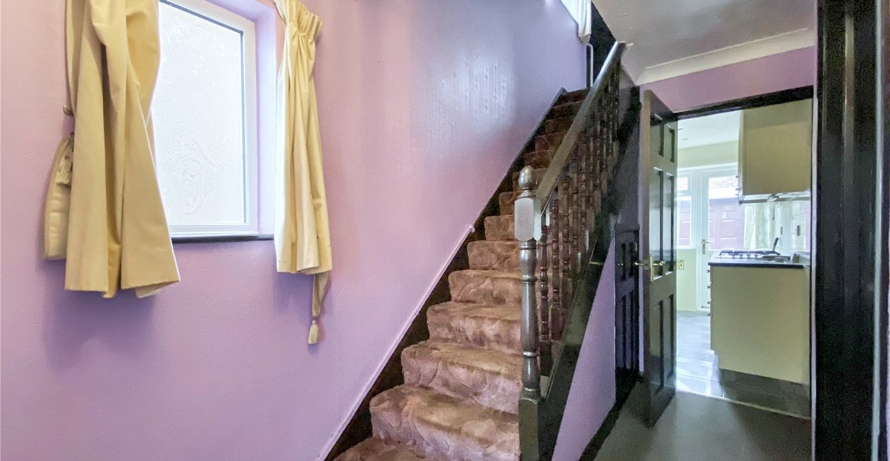 3 bedroom house for sale in Sidcup | Robinson Jackson