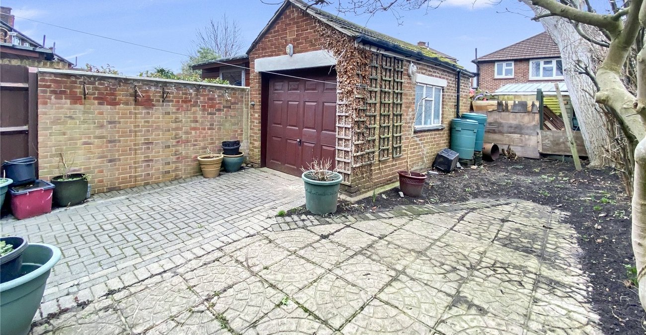 3 bedroom house for sale in Sidcup | Robinson Jackson