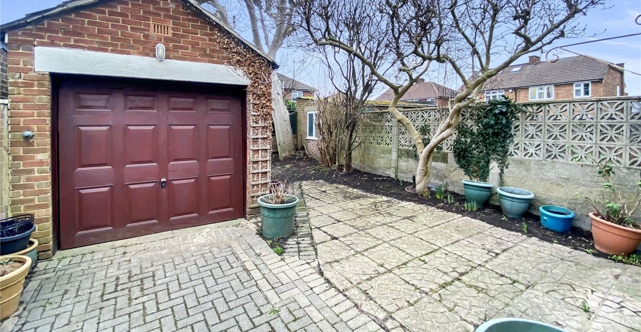 3 bedroom house for sale in Sidcup | Robinson Jackson