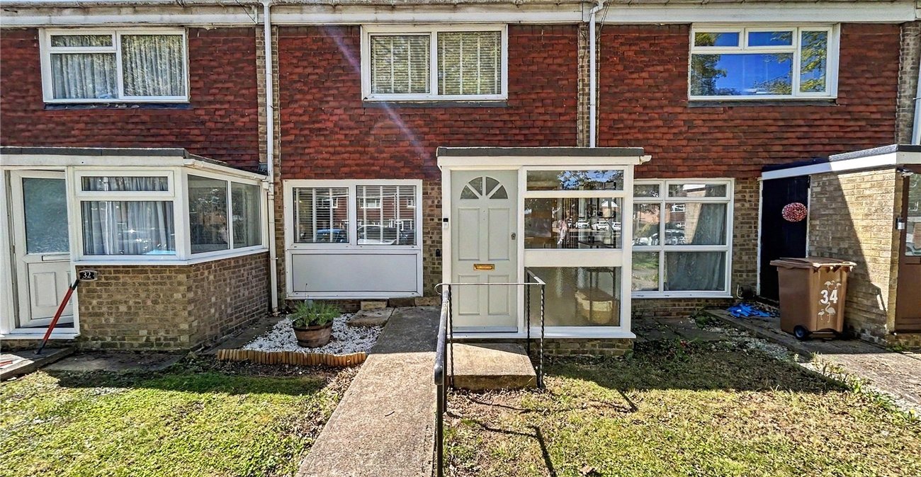 2 bedroom house for sale in Rainham | Robinson Michael & Jackson