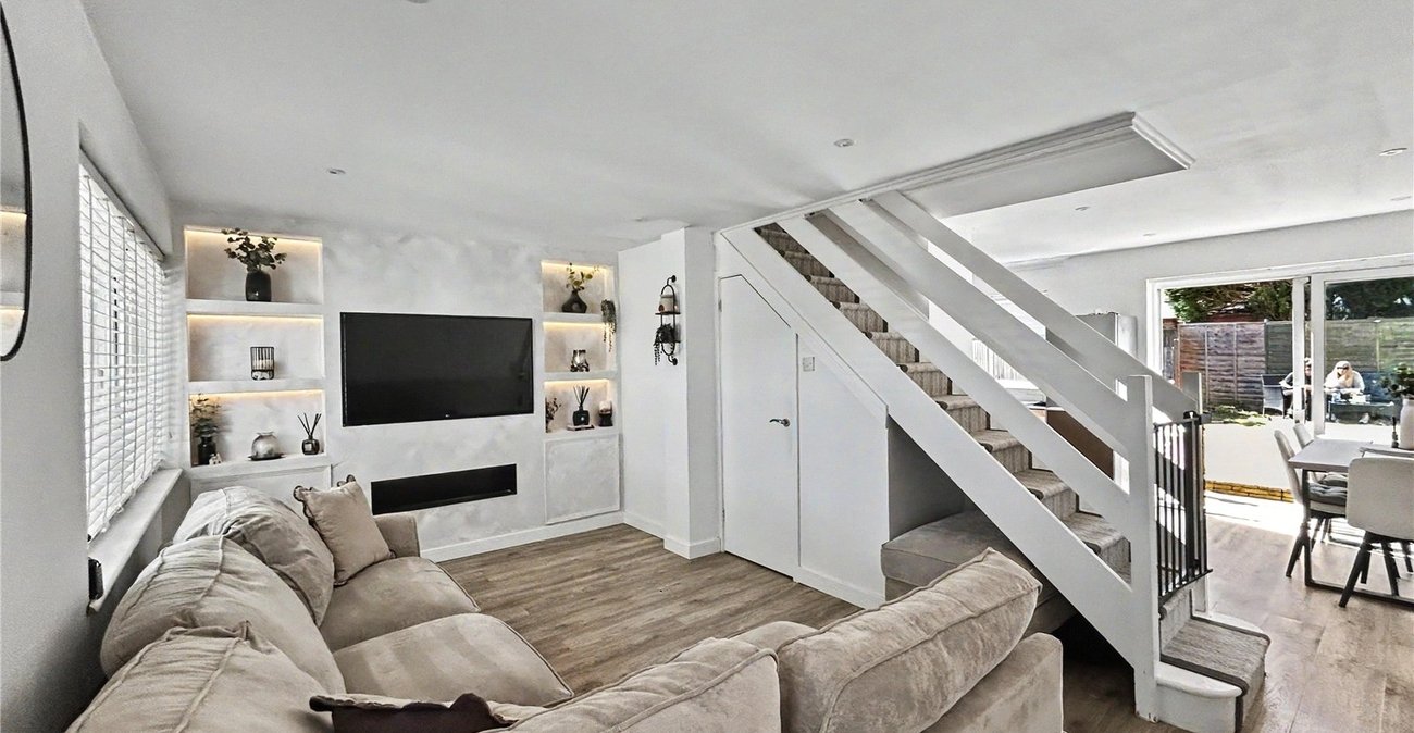 2 bedroom house for sale in Rainham | Robinson Michael & Jackson