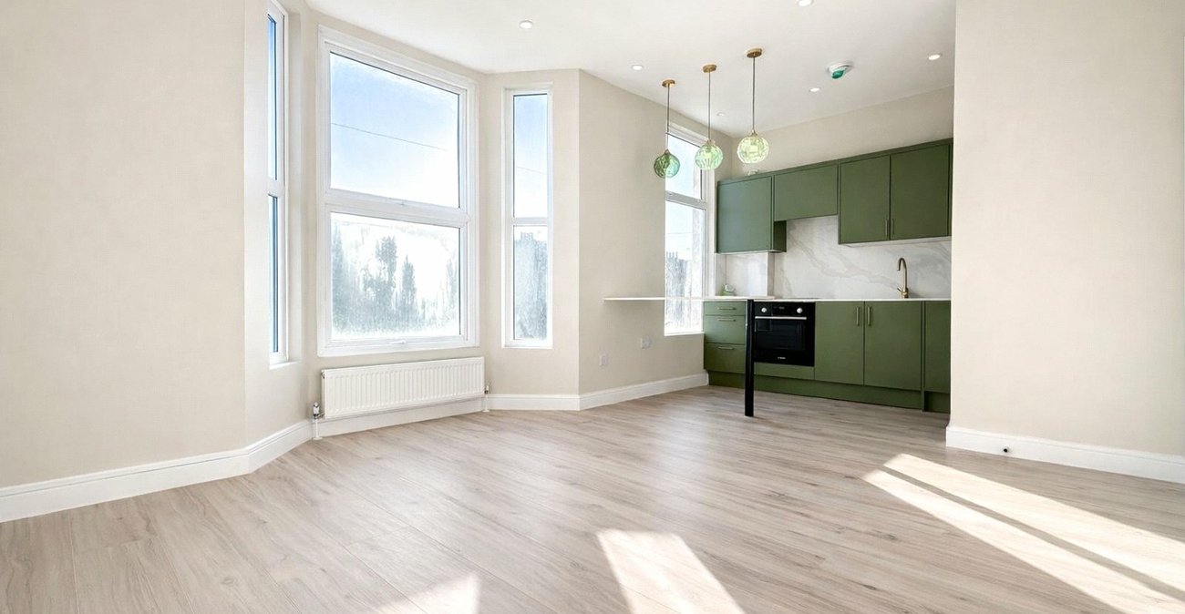 1 bedroom property for sale in London | Robinson Jackson