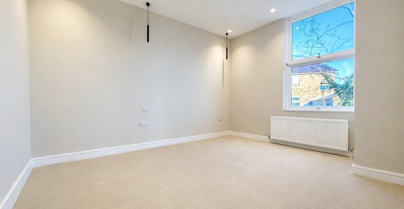 1 bedroom property for sale in London | Robinson Jackson