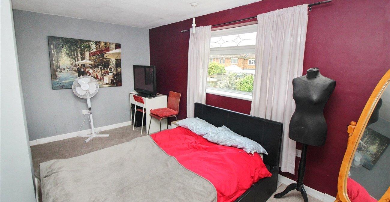 3 bedroom house for sale in Walderslade | Robinson Michael & Jackson