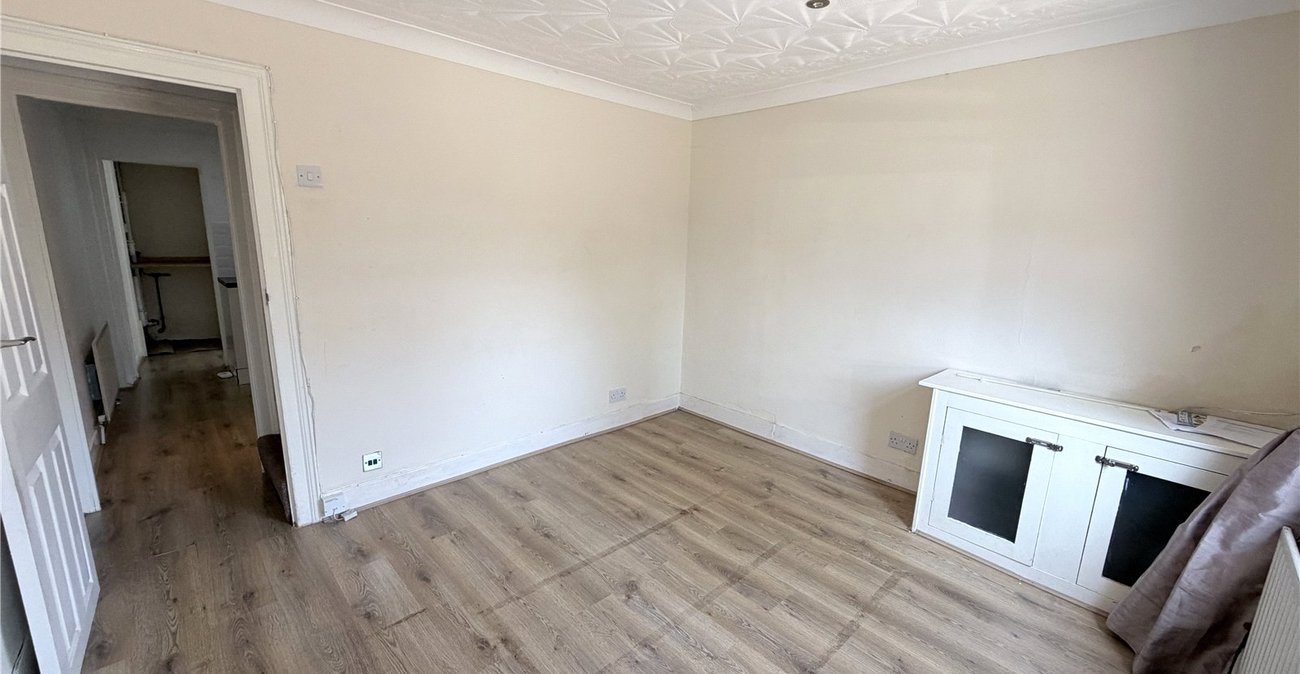 3 bedroom house for sale in Northfleet | Robinson Michael & Jackson