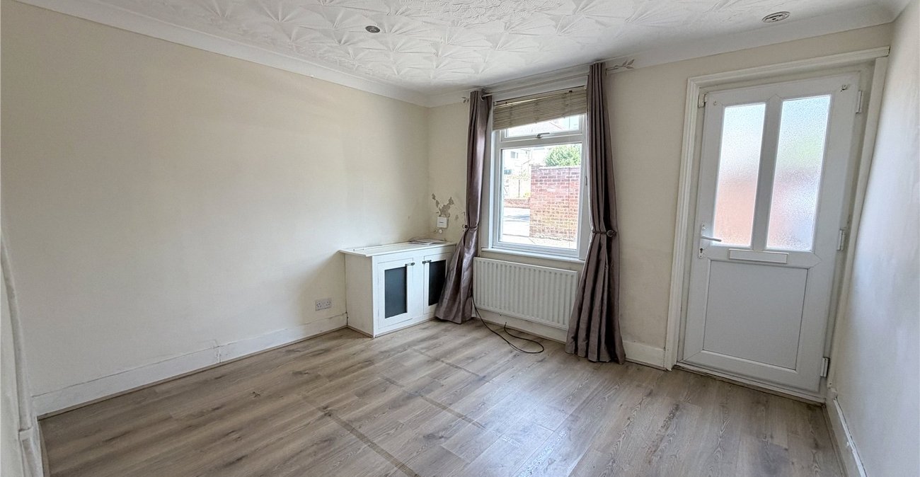 3 bedroom house for sale in Northfleet | Robinson Michael & Jackson