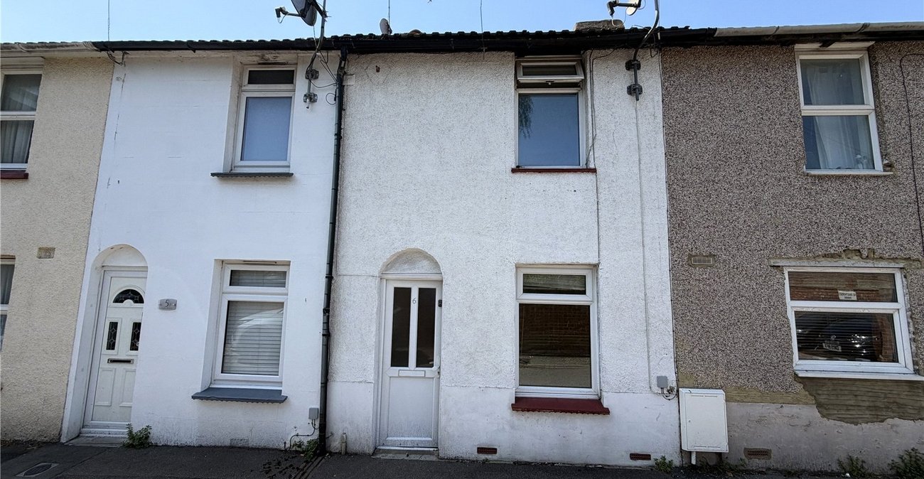 3 bedroom house for sale in Northfleet | Robinson Michael & Jackson
