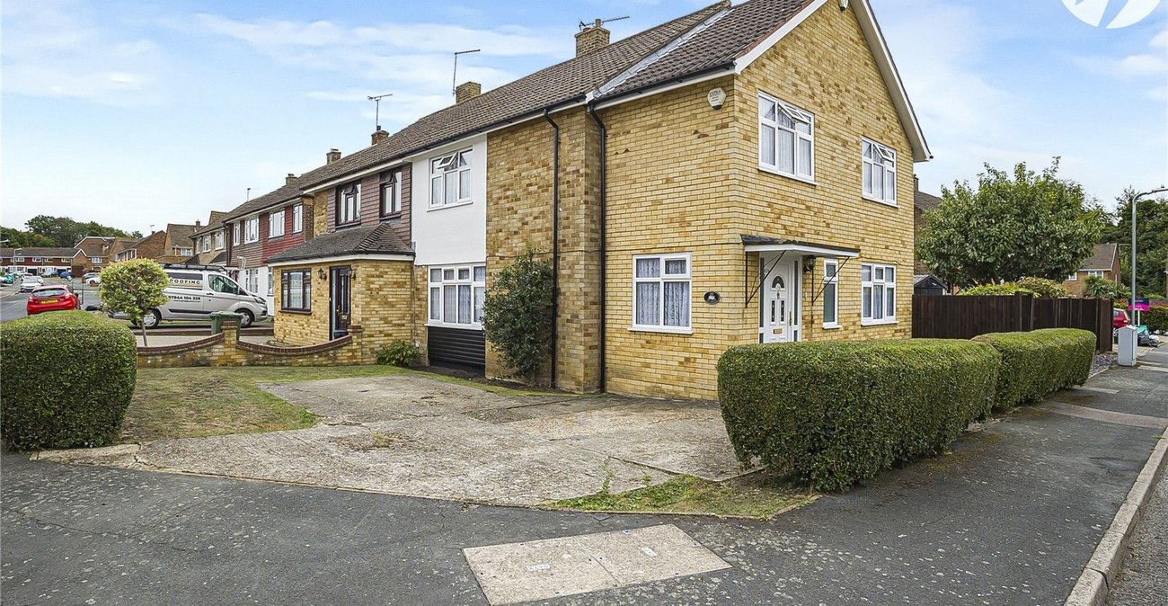 4 bedroom house for sale in Swanley | Robinson Jackson