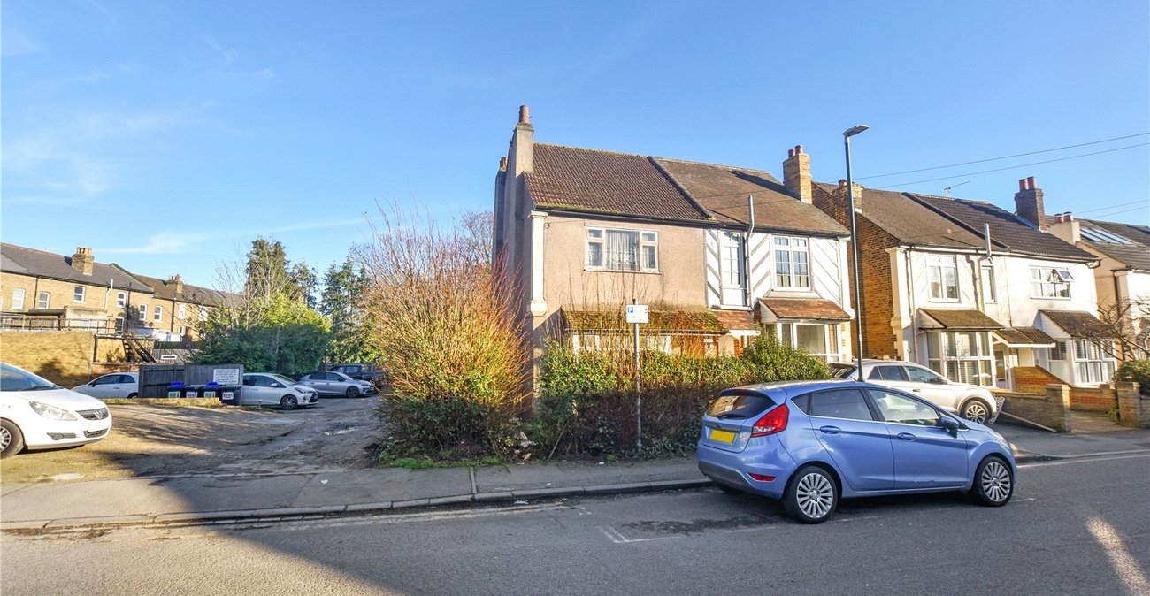 3 bedroom house for sale in Bexley Village | Robinson Jackson