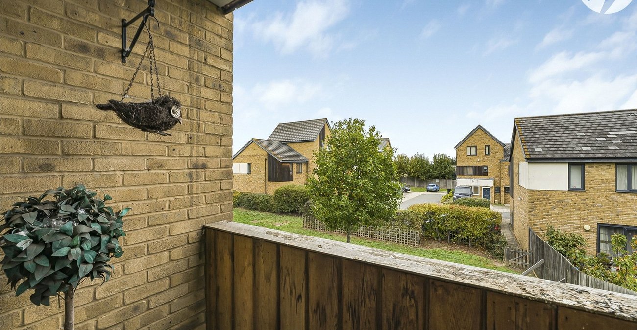 2 bedroom property to rent in Stone | Robinson Jackson