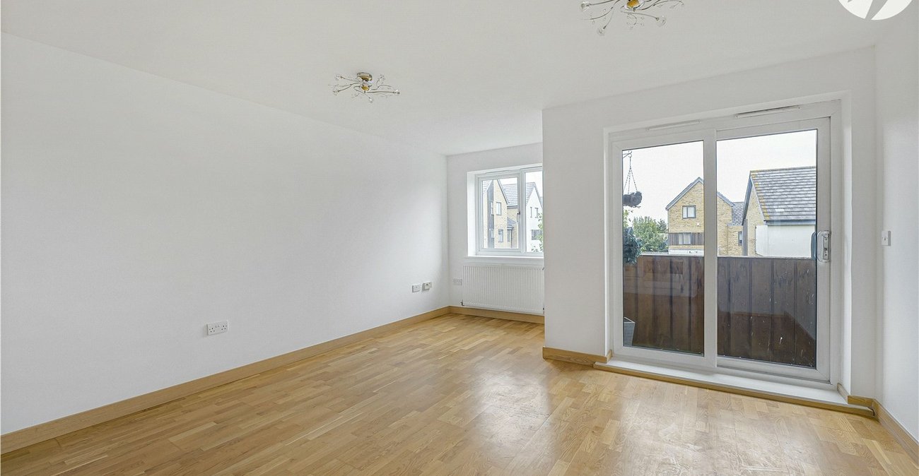 2 bedroom property to rent in Stone | Robinson Jackson