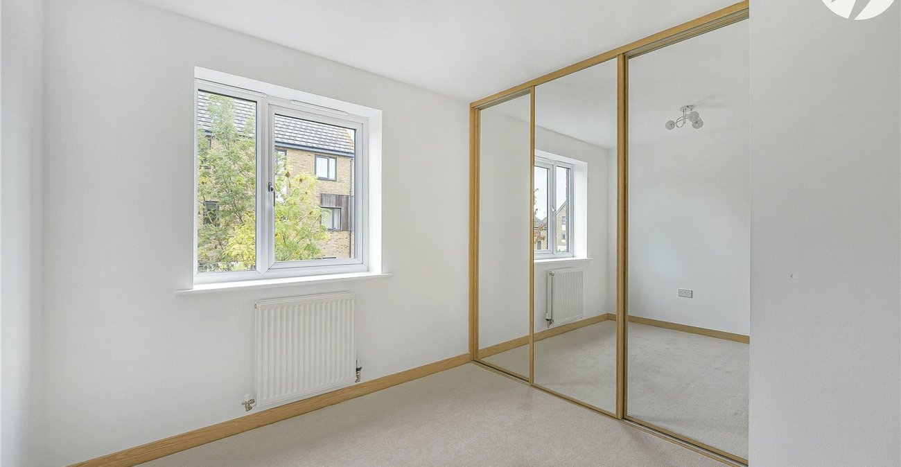 2 bedroom property to rent in Stone | Robinson Jackson