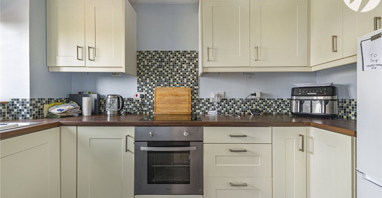 1 bedroom property for sale in Dartford | Robinson Jackson