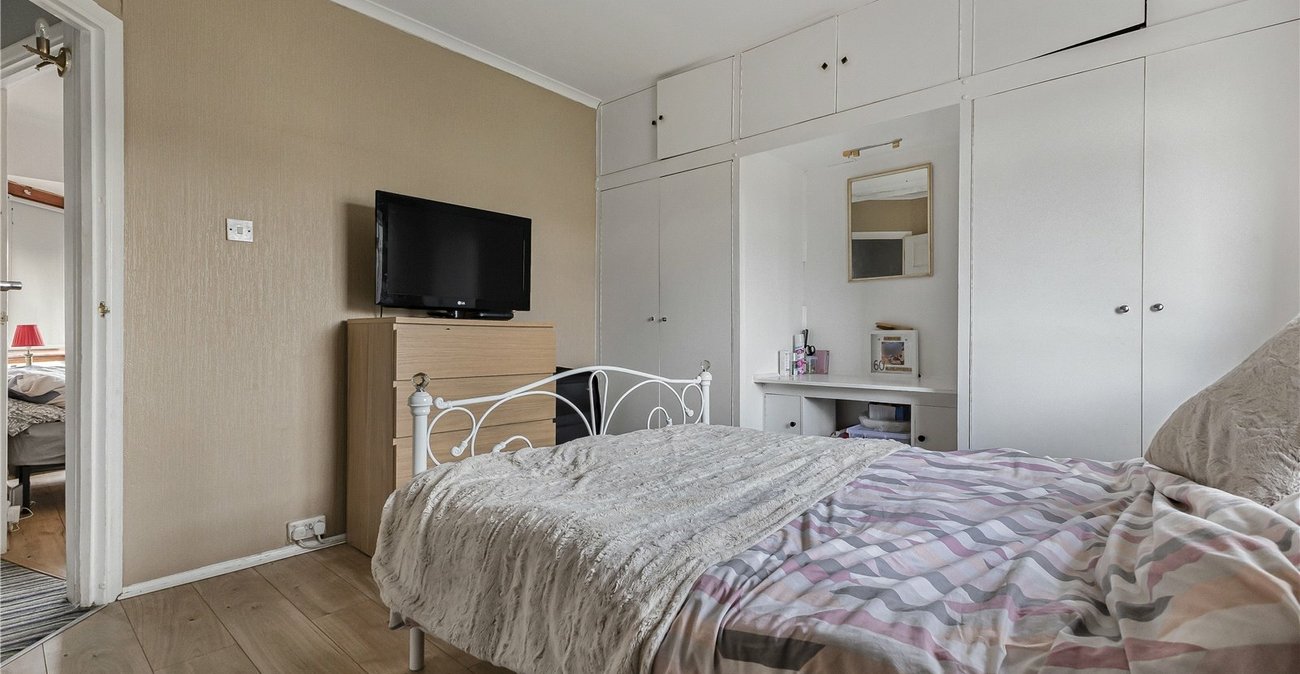 4 bedroom house for sale in Welling | Robinson Jackson