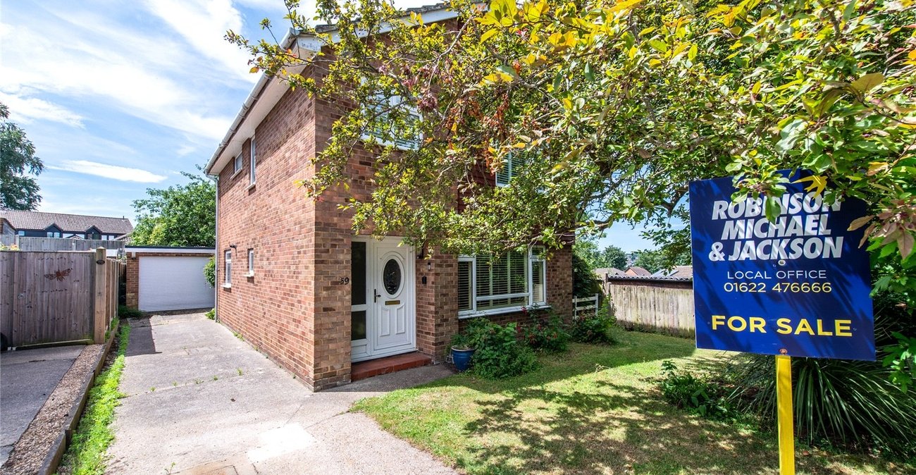 4 bedroom house for sale in Maidstone | Robinson Michael & Jackson