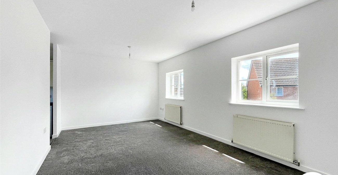 2 bedroom property for sale in Kemsley | Robinson Michael & Jackson