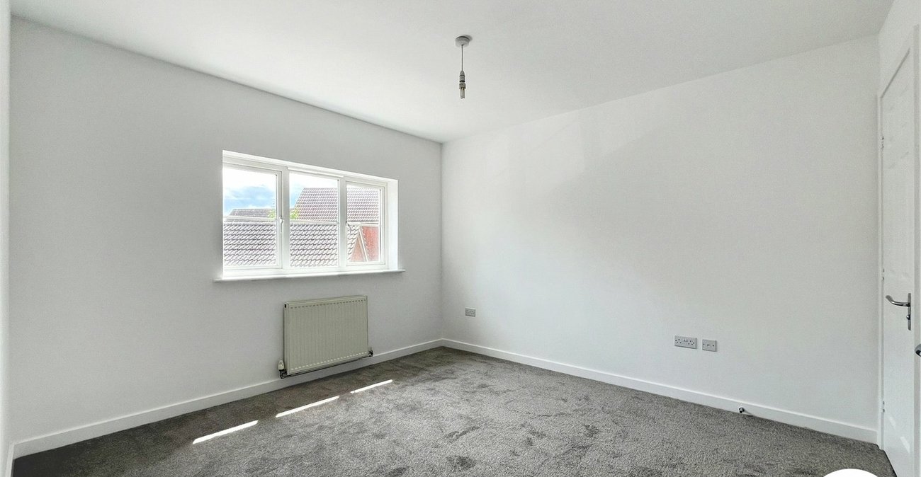 2 bedroom property for sale in Kemsley | Robinson Michael & Jackson