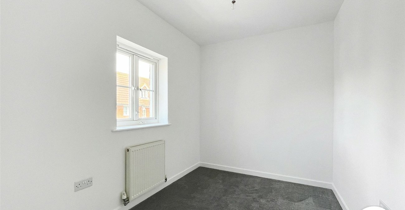 2 bedroom property for sale in Kemsley | Robinson Michael & Jackson