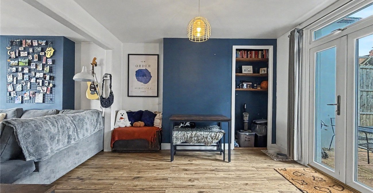 4 bedroom house for sale in Rainham | Robinson Michael & Jackson