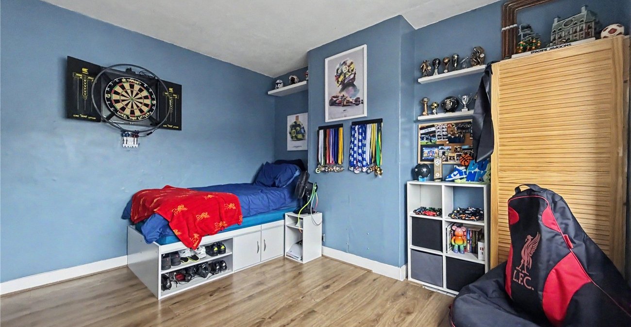 4 bedroom house for sale in Rainham | Robinson Michael & Jackson