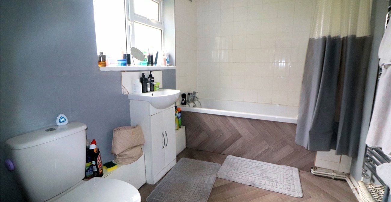 3 bedroom house for sale in Erith | Robinson Jackson