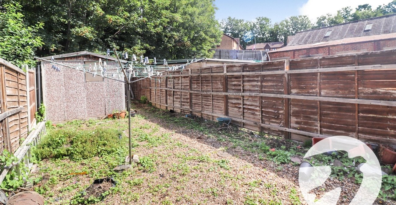 3 bedroom house for sale in Erith | Robinson Jackson