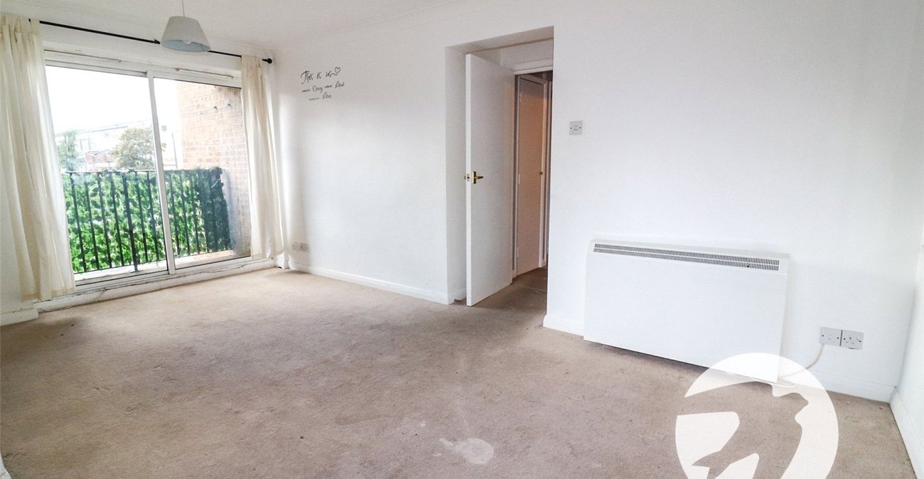 2 bedroom property for sale in Erith | Robinson Jackson