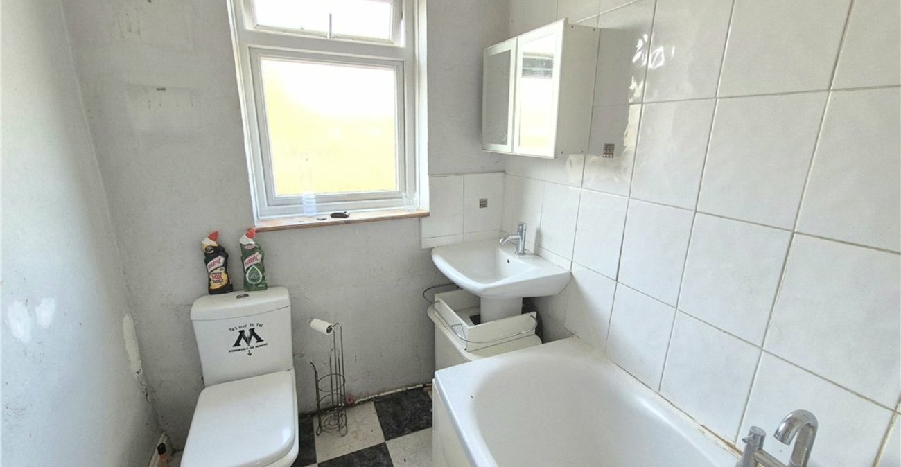 2 bedroom house for sale in Orpington | Robinson Jackson