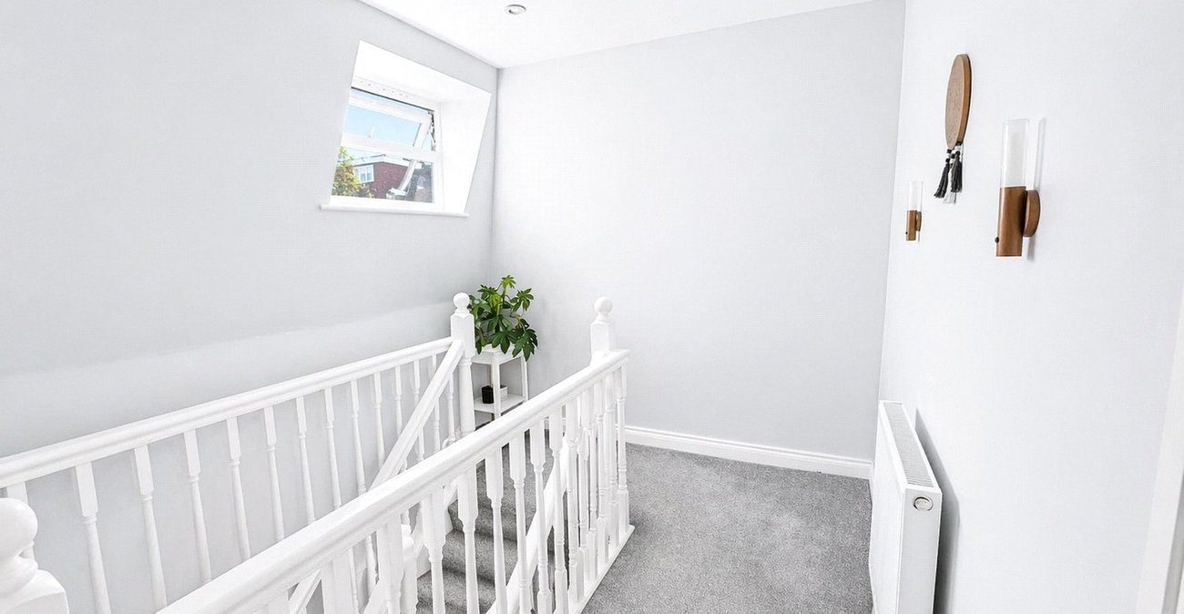 1 bedroom house for sale in London | Robinson Jackson
