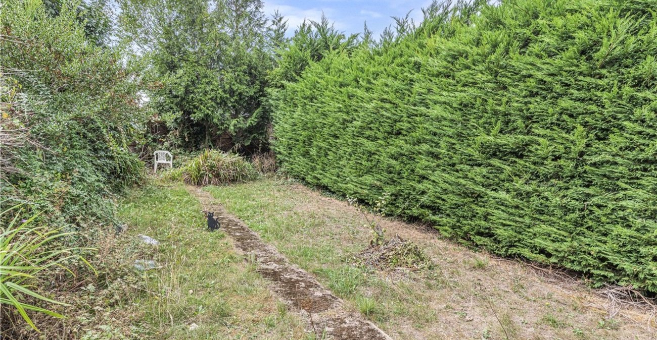 2 bedroom bungalow for sale in South Orpington | Robinson Jackson