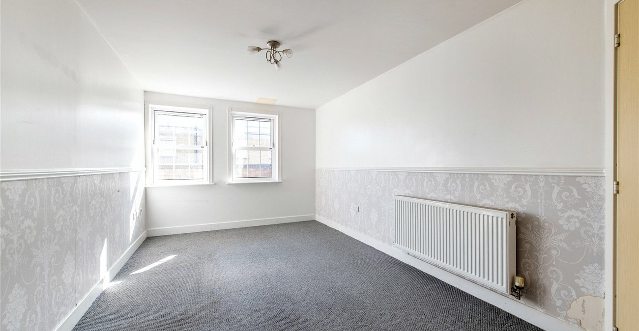 2 bedroom property for sale in Maidstone | Robinson Michael & Jackson