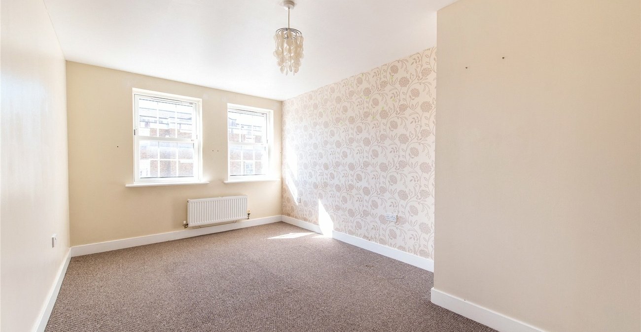 2 bedroom property for sale in Maidstone | Robinson Michael & Jackson