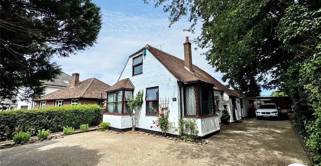4 bedroom house for sale in Penenden Heath | Robinson Michael & Jackson