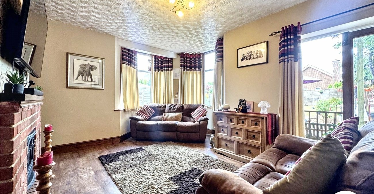 4 bedroom house for sale in Penenden Heath | Robinson Michael & Jackson