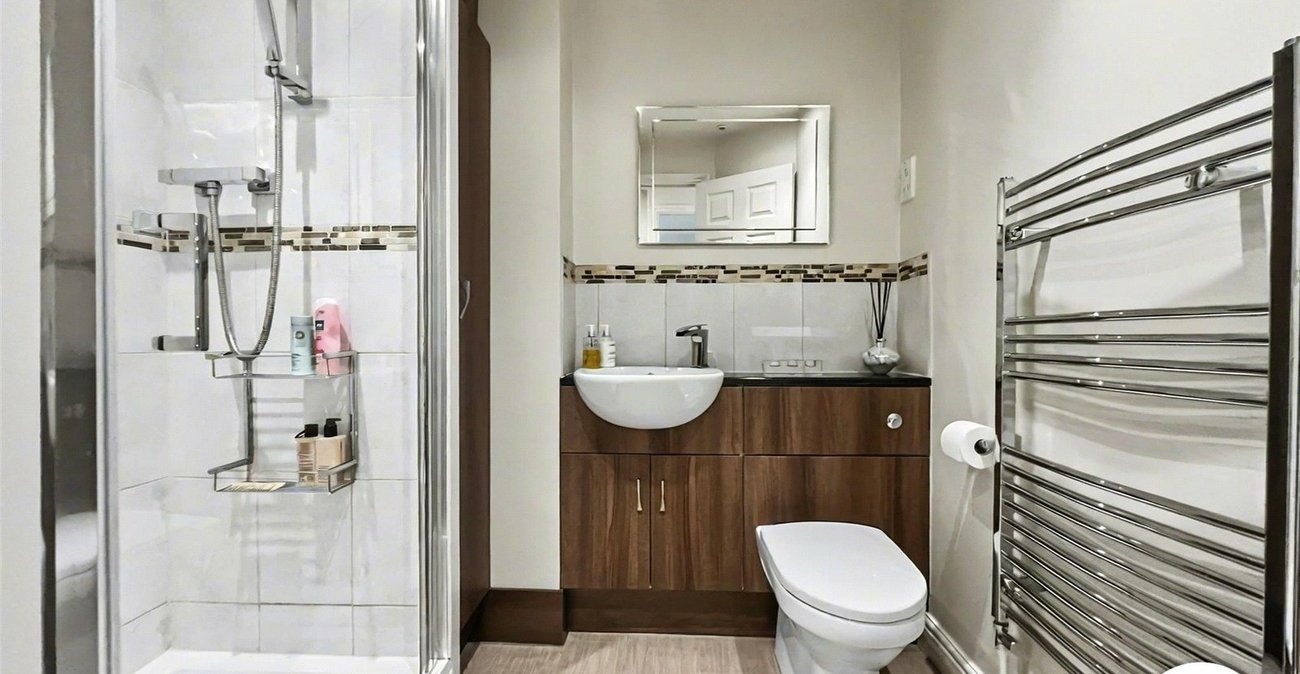 2 bedroom property for sale in St. Marys Island | Robinson Michael & Jackson