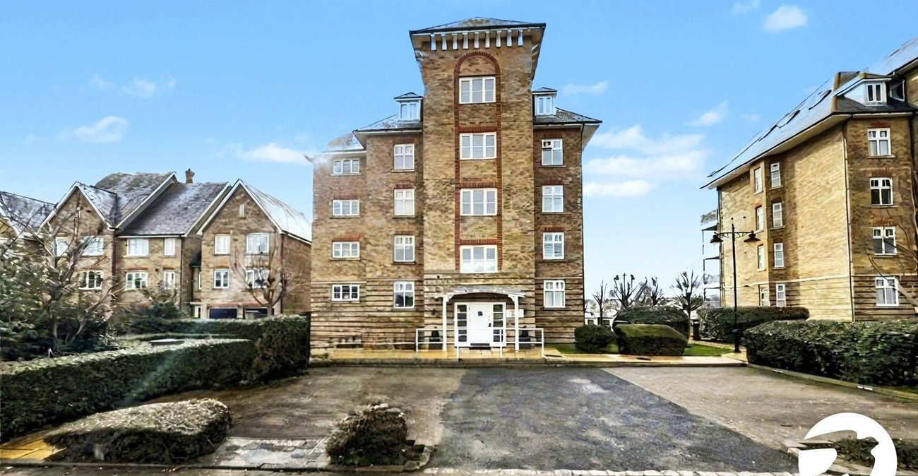 2 bedroom property for sale in St. Marys Island | Robinson Michael & Jackson