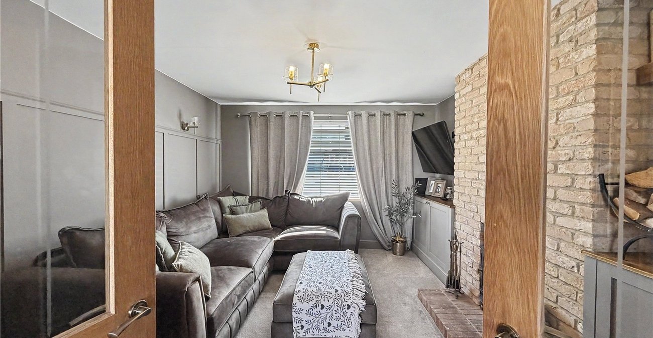 4 bedroom house for sale in Rainham | Robinson Michael & Jackson