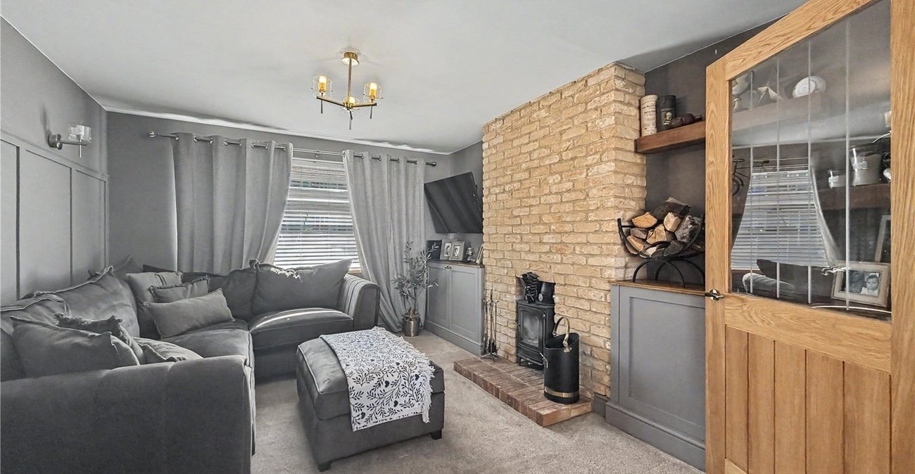 4 bedroom house for sale in Rainham | Robinson Michael & Jackson