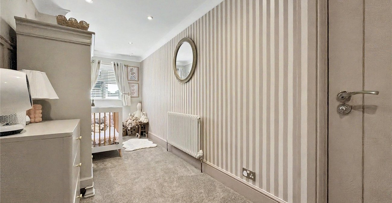 4 bedroom house for sale in Rainham | Robinson Michael & Jackson