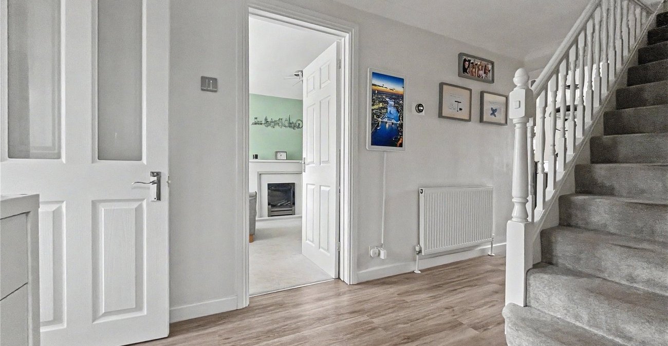 4 bedroom house for sale in Rainham | Robinson Michael & Jackson