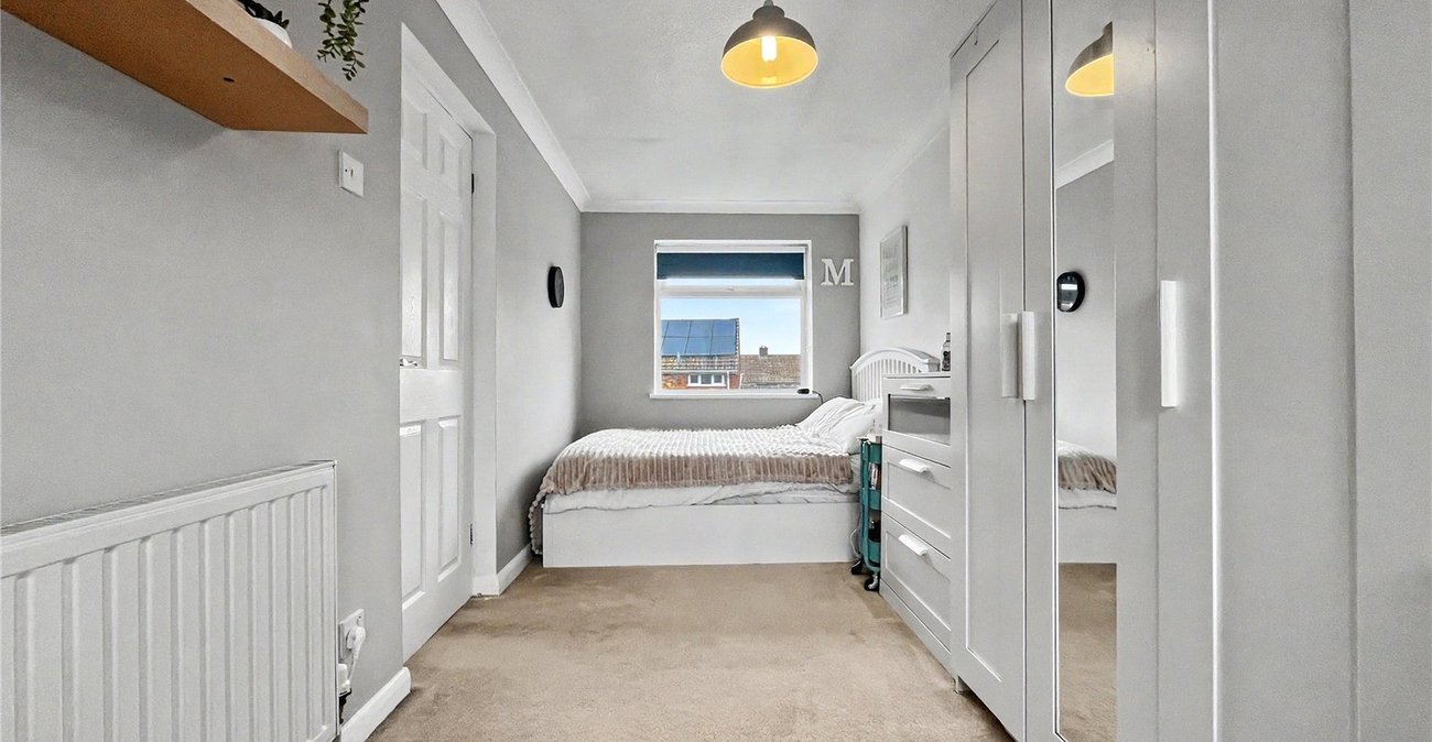 4 bedroom house for sale in Rainham | Robinson Michael & Jackson